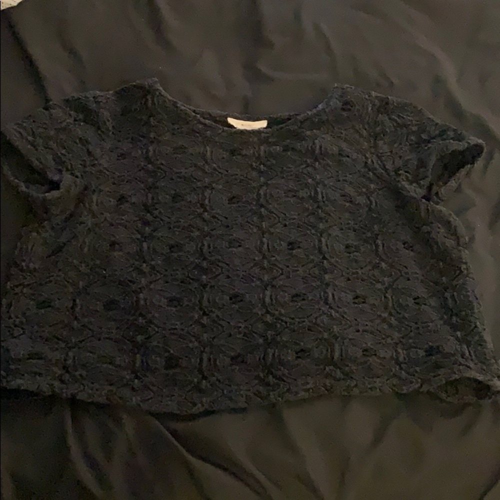 BCNU Black crop top